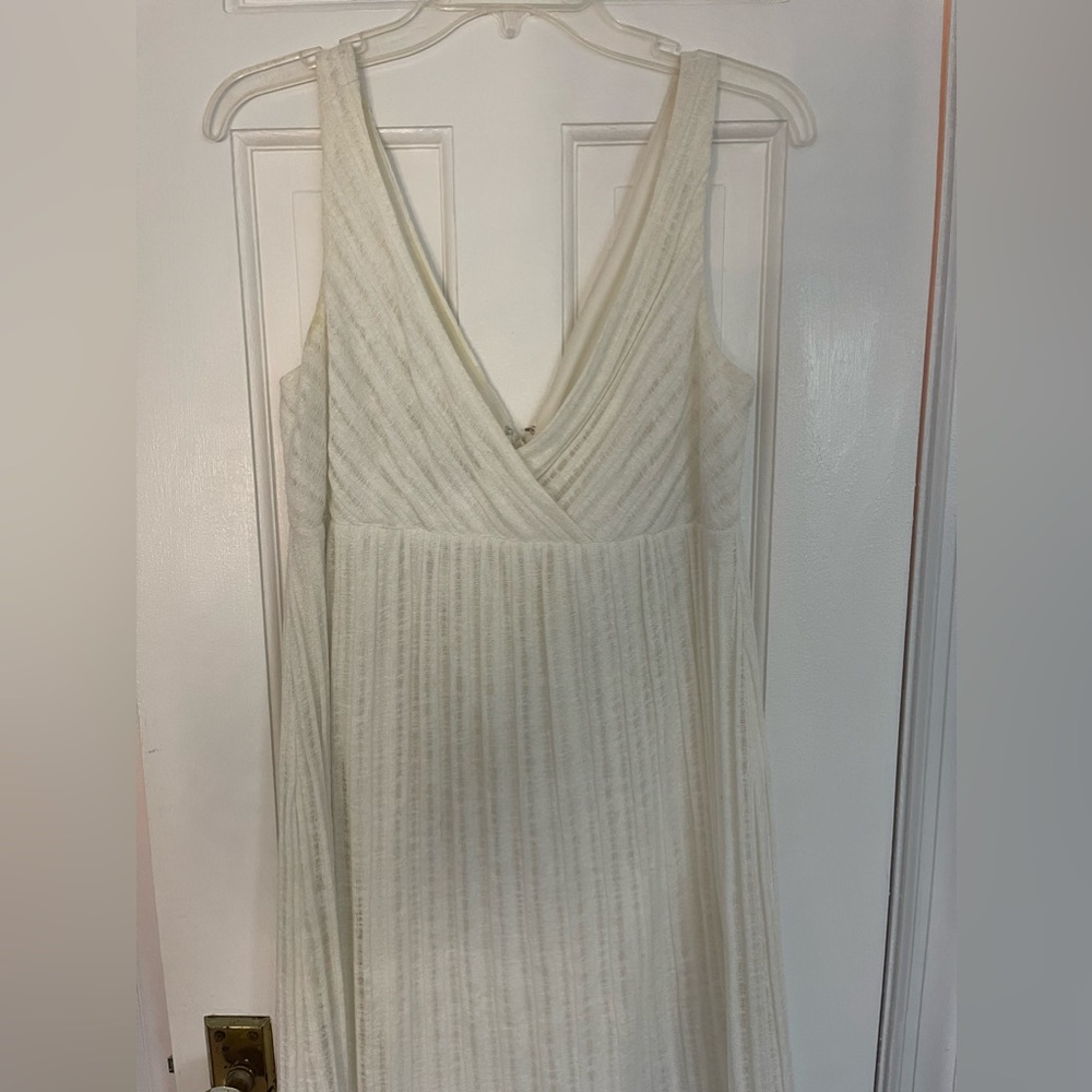 size 10 white dress/top